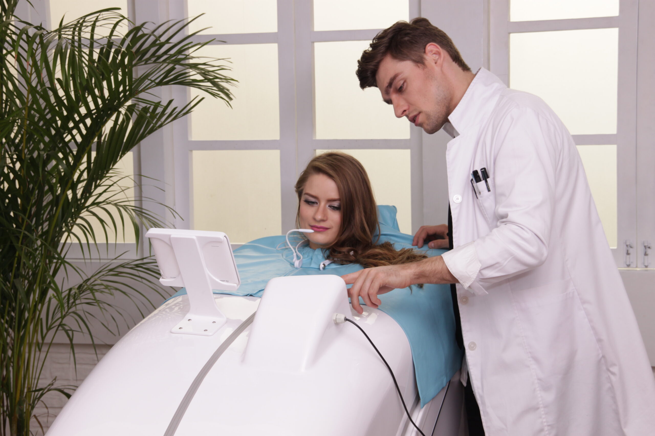 Ozone therapy wellness session with Hocatt sauna at Corning Wellness